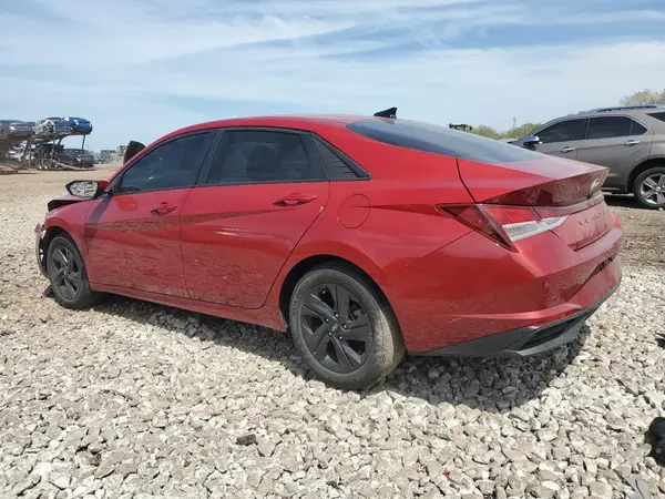 KMHLM4AGXNU245288 2022 HYUNDAI ELANTRA - Image 2