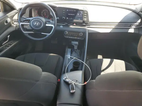 KMHLM4AGXNU248434 2022 HYUNDAI ELANTRA - Image 8