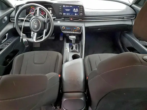 KMHLM4AGXNU260180 2022 HYUNDAI ELANTRA - Image 8