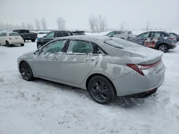 KMHLM4AGXNU261653 2022 HYUNDAI ELANTRA - Image 2