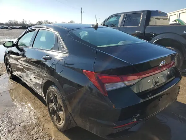 KMHLM4AGXNU274029 2022 HYUNDAI ELANTRA - Image 2
