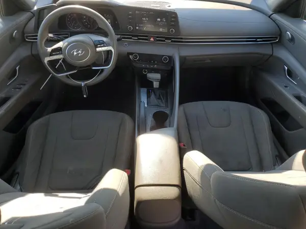 KMHLM4AGXNU274029 2022 HYUNDAI ELANTRA - Image 8