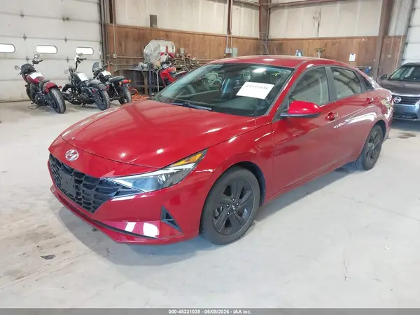 KMHLM4AGXNU307580 2022 HYUNDAI ELANTRA - Image 2