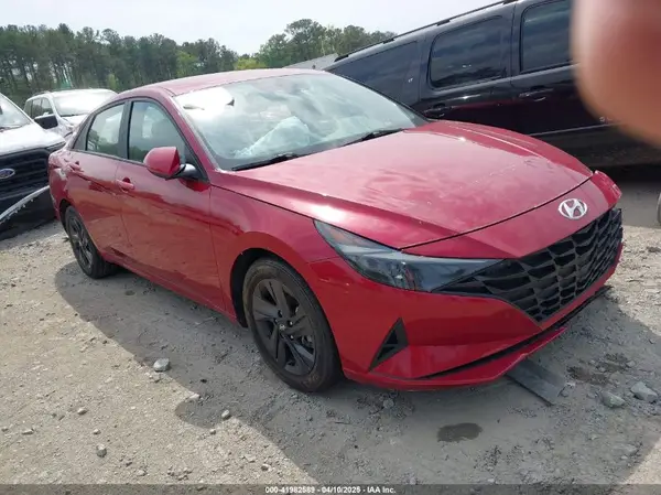 KMHLM4AGXNU310804 2022 HYUNDAI ELANTRA - Image 1