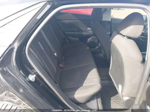 KMHLM4AGXNU311063 2022 HYUNDAI ELANTRA - Image 8