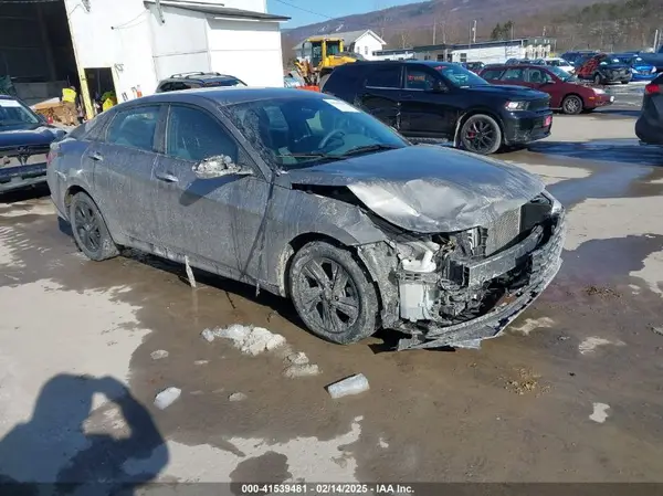 KMHLM4AGXNU314030 2022 HYUNDAI ELANTRA - Image 1