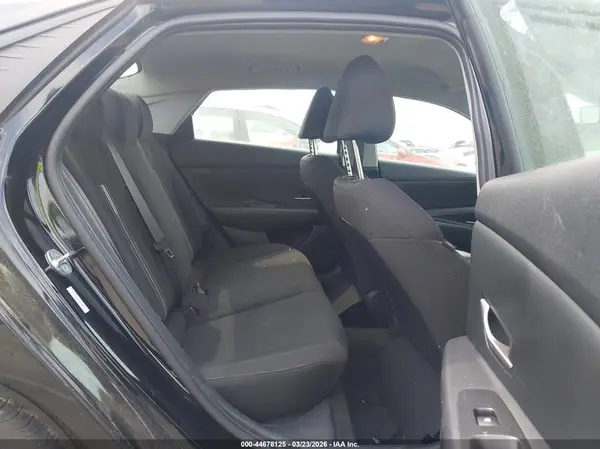 KMHLM4AGXNU315033 2022 HYUNDAI ELANTRA - Image 8