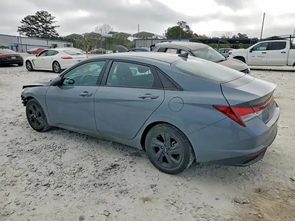 KMHLM4AGXNU321527 2022 HYUNDAI ELANTRA - Image 2