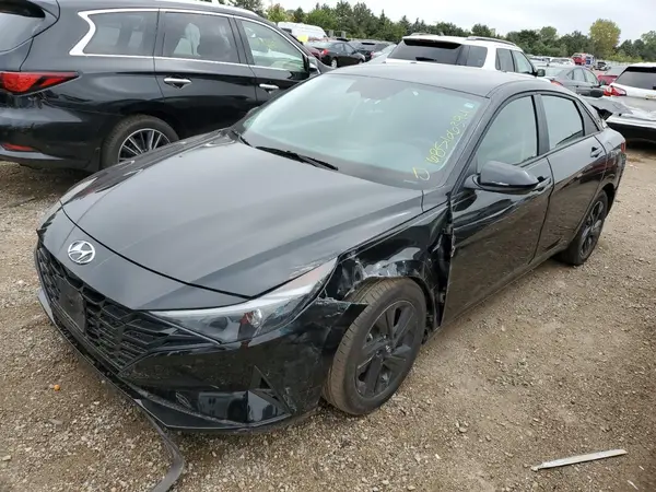 KMHLM4AGXNU325965 2022 HYUNDAI ELANTRA - Image 1