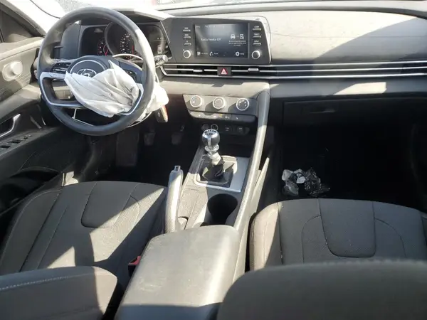 KMHLM4AGXNU326811 2022 HYUNDAI ELANTRA - Image 8