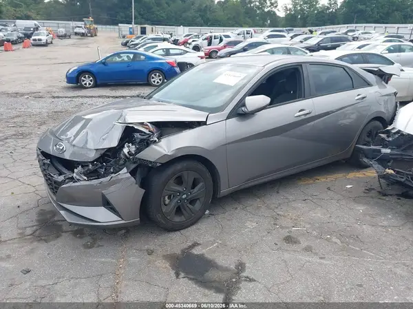 KMHLM4AGXNU327022 2022 HYUNDAI ELANTRA - Image 2