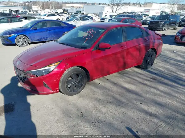 KMHLM4AGXNU332897 2022 HYUNDAI ELANTRA - Image 2