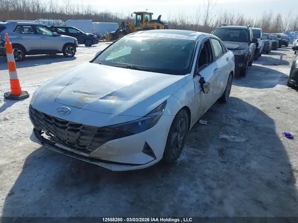 KMHLM4AGXNU334598 2022 HYUNDAI ELANTRA - Image 2