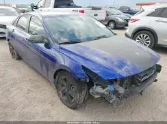 KMHLM4AGXNU335041 2022 HYUNDAI ELANTRA
