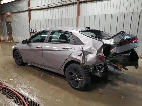 KMHLM4AGXNU344516 2022 HYUNDAI ELANTRA - Image 2