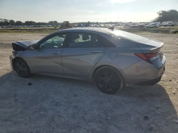 KMHLM4AGXNU345598 2022 HYUNDAI ELANTRA - Image 2