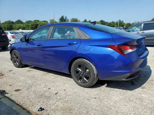 KMHLM4AGXNU351871 2022 HYUNDAI ELANTRA - Image 2