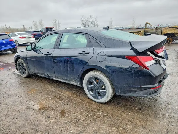 KMHLM4AGXNU355404 2022 HYUNDAI ELANTRA - Image 2