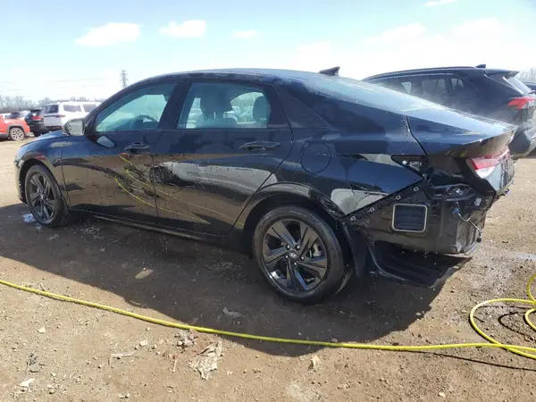 KMHLM4AGXNU357458 2022 HYUNDAI ELANTRA - Image 2