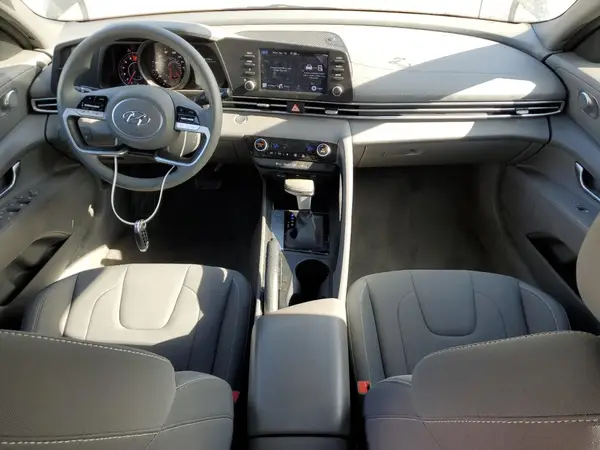 KMHLM4AGXNU357458 2022 HYUNDAI ELANTRA - Image 8
