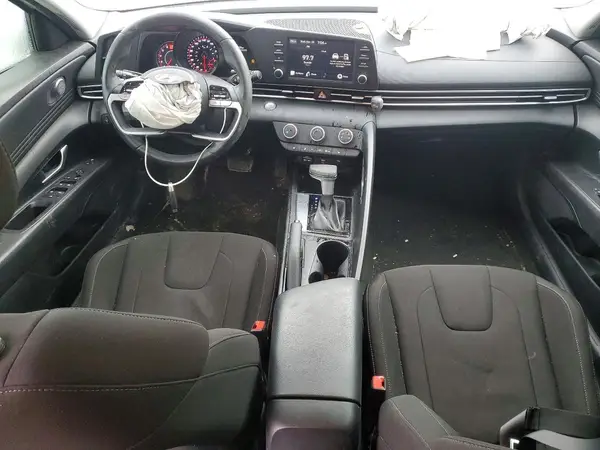 KMHLM4AGXNU363471 2022 HYUNDAI ELANTRA - Image 8