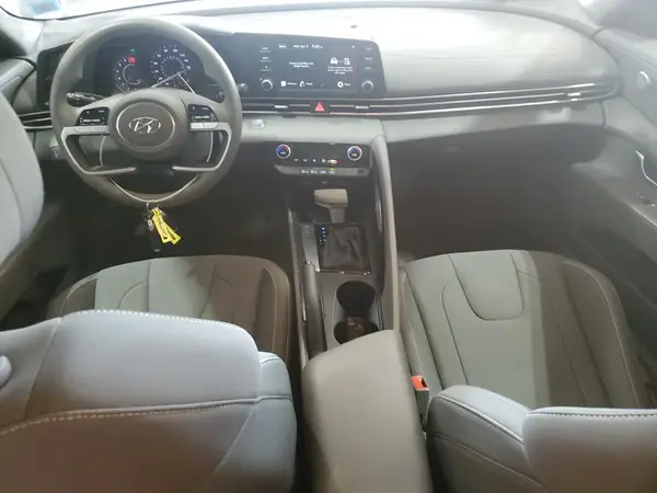 KMHLM4AGXPU375252 2023 HYUNDAI ELANTRA - Image 8