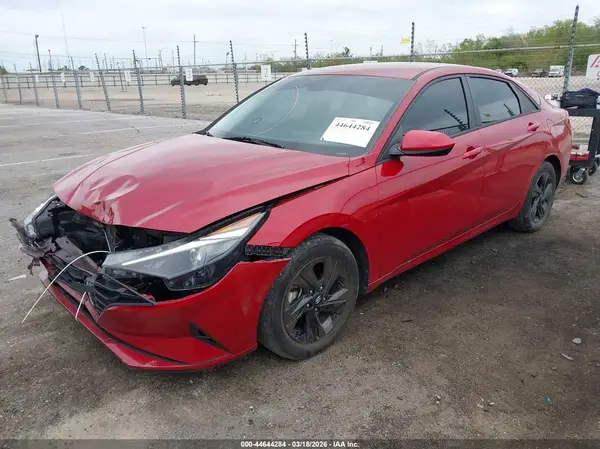 KMHLM4AGXPU376501 2023 HYUNDAI ELANTRA - Image 2