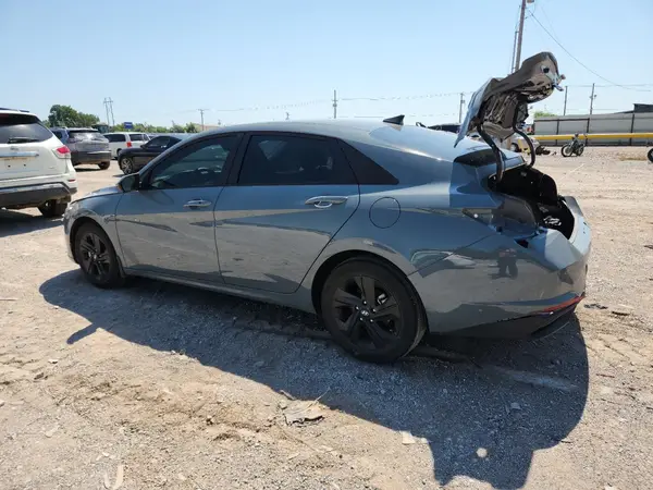 KMHLM4AGXPU376692 2023 HYUNDAI ELANTRA - Image 2