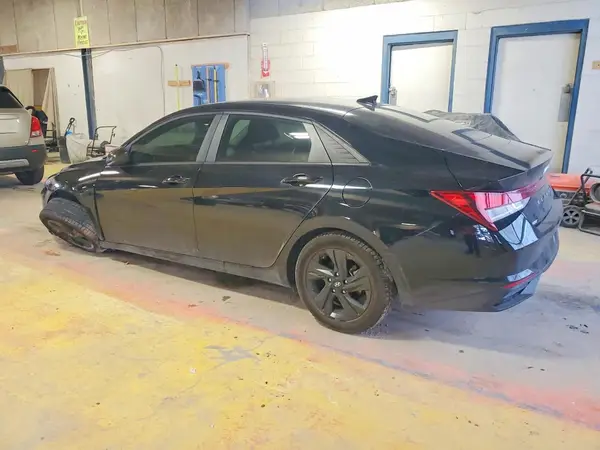KMHLM4AGXPU387014 2023 HYUNDAI ELANTRA - Image 2