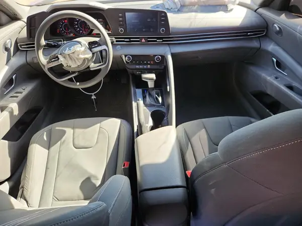 KMHLM4AGXPU393864 2023 HYUNDAI ELANTRA - Image 8