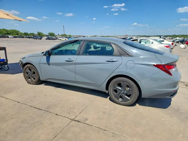 KMHLM4AGXPU397090 2023 HYUNDAI ELANTRA - Image 2
