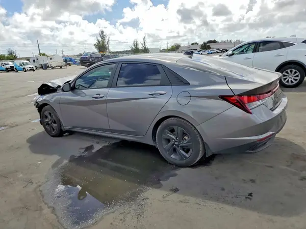 KMHLM4AGXPU424045 2023 HYUNDAI ELANTRA - Image 2