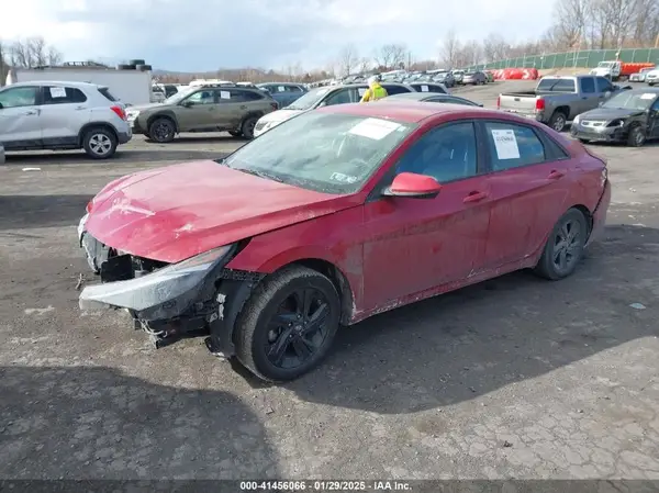 KMHLM4AGXPU434333 2023 HYUNDAI ELANTRA - Image 2