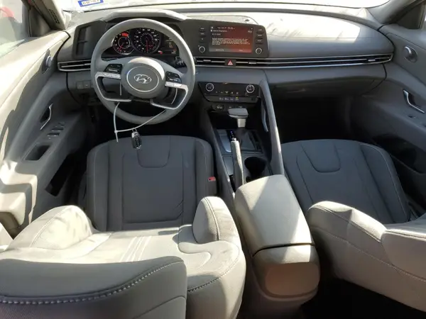KMHLM4AGXPU439127 2023 HYUNDAI ELANTRA - Image 8