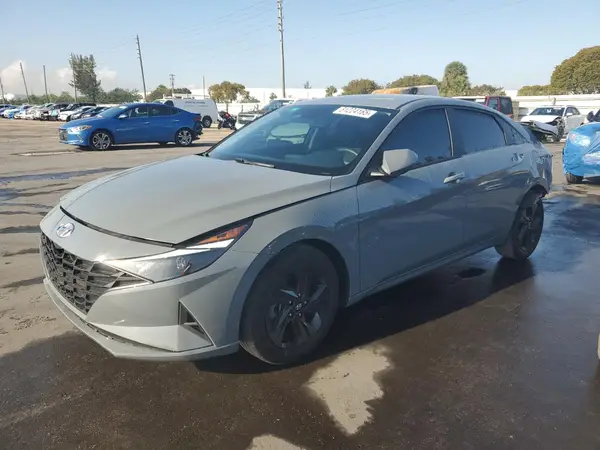 KMHLM4AGXPU443131 2023 HYUNDAI ELANTRA - Image 1