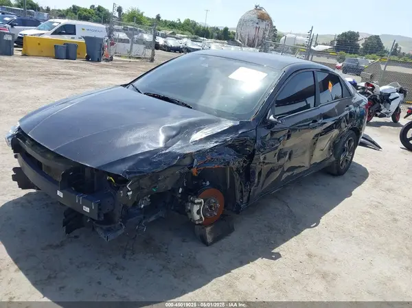 KMHLM4AGXPU448832 2023 HYUNDAI ELANTRA - Image 2