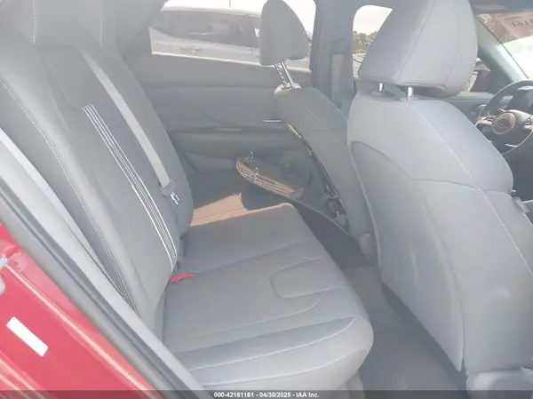 KMHLM4AGXPU471172 2023 HYUNDAI ELANTRA - Image 8
