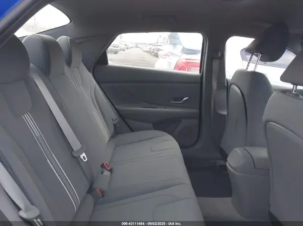 KMHLM4AGXPU484388 2023 HYUNDAI ELANTRA - Image 8