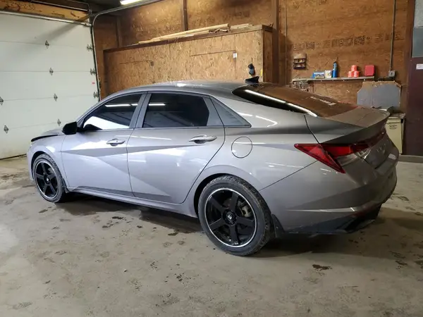 KMHLM4AGXPU490711 2023 HYUNDAI ELANTRA - Image 2