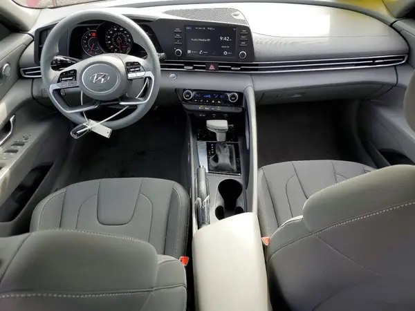 KMHLM4AGXPU499098 2023 HYUNDAI ELANTRA - Image 8