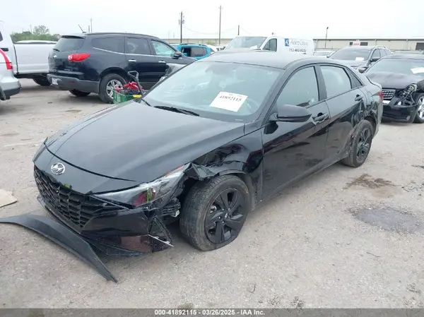 KMHLM4AGXPU520757 2023 HYUNDAI ELANTRA - Image 2