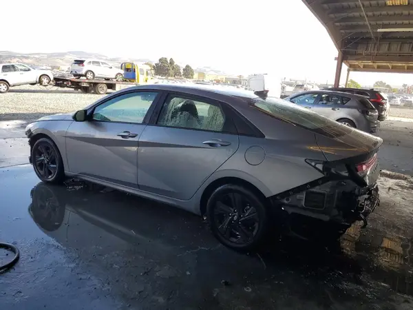 KMHLM4AGXPU523688 2023 HYUNDAI ELANTRA - Image 2