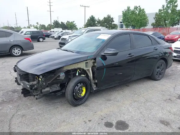 KMHLM4AGXPU526350 2023 HYUNDAI ELANTRA - Image 2