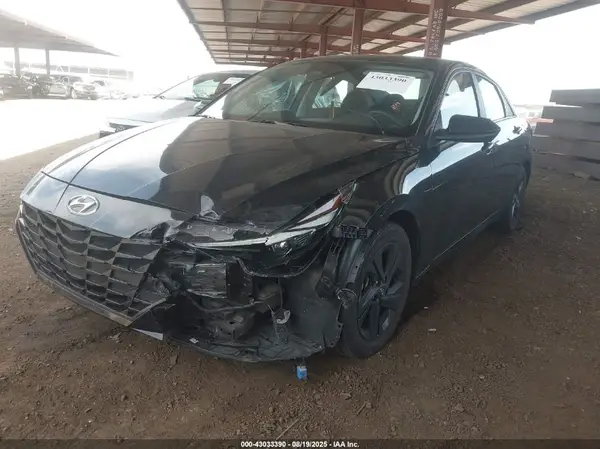 KMHLM4AGXPU527157 2023 HYUNDAI ELANTRA - Image 2