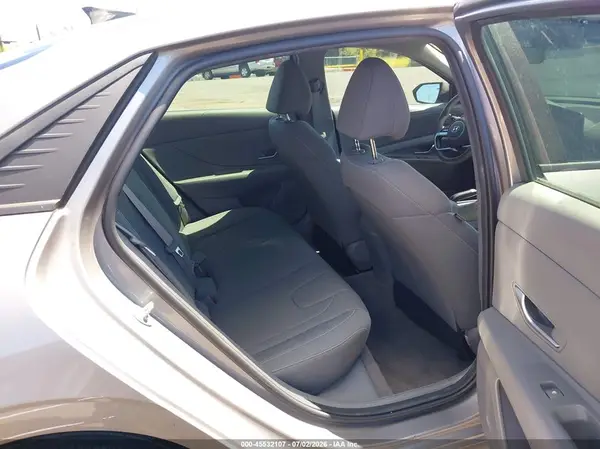 KMHLM4AGXPU532889 2023 HYUNDAI ELANTRA - Image 8