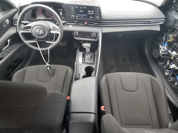 KMHLM4AGXPU568713 2023 HYUNDAI ELANTRA - Image 8