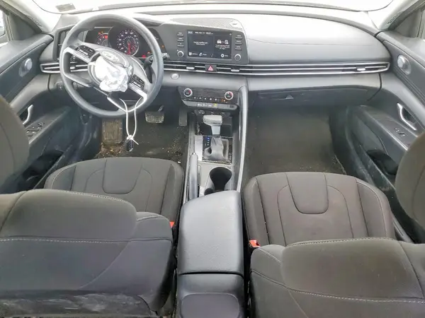 KMHLM4AGXPU571899 2023 HYUNDAI ELANTRA - Image 8