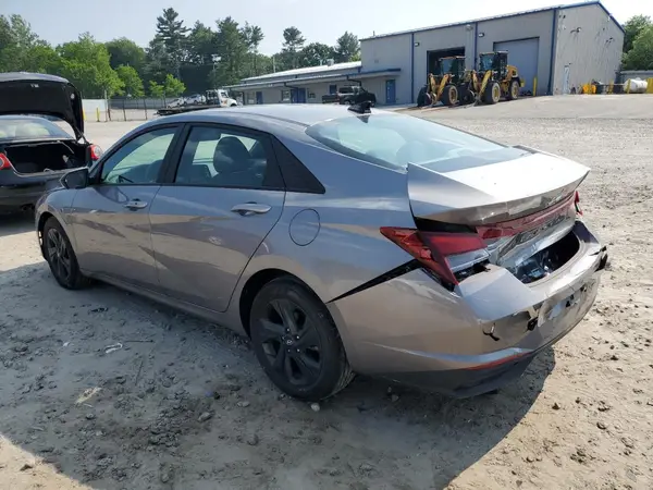 KMHLM4AGXPU583017 2023 HYUNDAI ELANTRA - Image 2