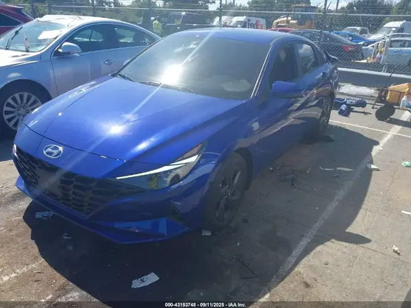 KMHLM4AGXPU589433 2023 HYUNDAI ELANTRA - Image 2