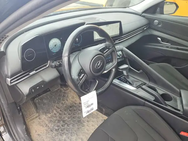2023 HYUNDAI ELANTRA COPART lot 60074006 auction photo 8